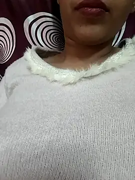 hotshreya69 online show from 12-20-25, 06:53