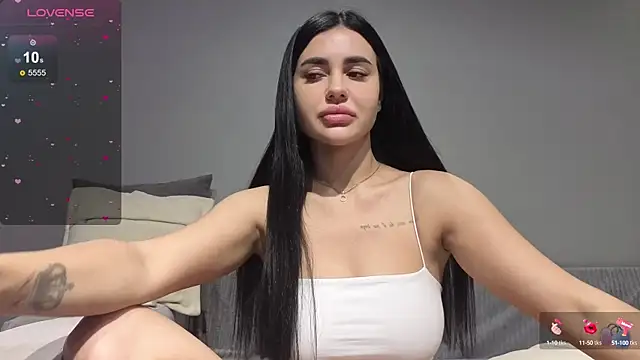 Snapshot of Mary__foxy chatting on 09-22-25, 10:01 Mary foxy online show from 09-22-25, 10:01