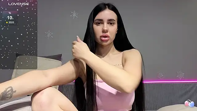 Snapshot of Mary__foxy chatting on 12-13-25, 10:15 Mary foxy online show from 12-13-25, 10:15