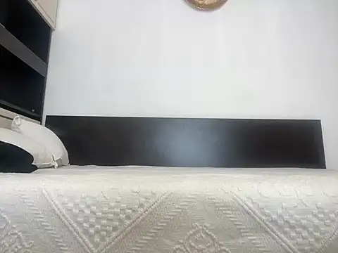 Snapshot of Baron9393 chatting on 09-11-25, 10:48 Baron9393 online show from 09-11-25, 10:48