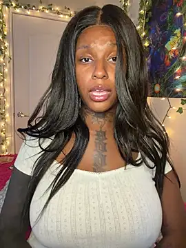 MistiSavannah online show from 07-23-26, 12:24