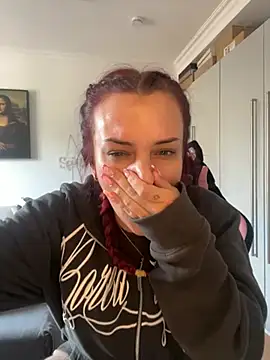 OliviaaFischer online show from 02-28-26, 09:54