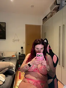 OliviaaFischer online show from 04-25-26, 02:58