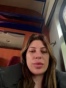 Snapshot of AlexAlice12 chatting on 10-12-25, 11:31 AlexAlice12 online show from 10-12-25, 11:31