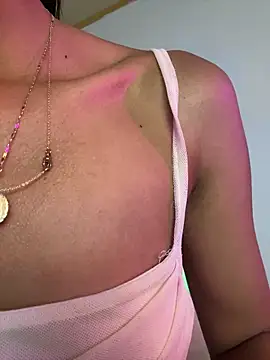 LilybethGray online show from 12-20-25, 11:01