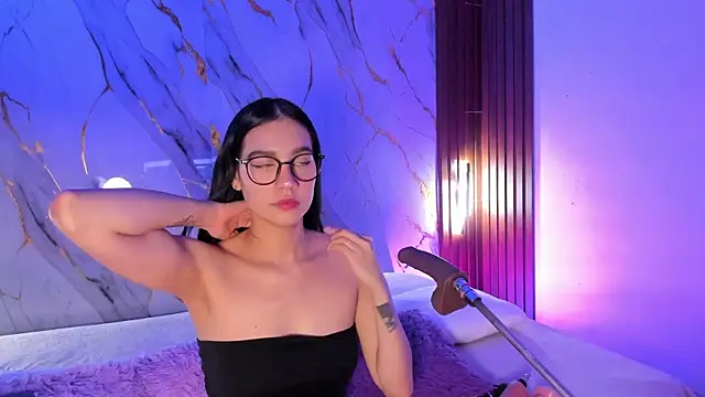 Emmiicute online show from 07-25-26, 02:25