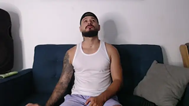 Snapshot of Eric_Evans1 chatting on 11-04-25, 03:27 Eric Evans1 online show from 11-04-25, 03:27