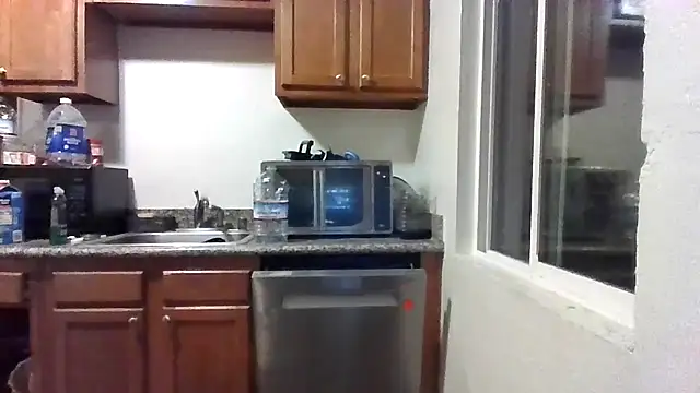 OnlyOneMeeks online show from 04-18-26, 07:23