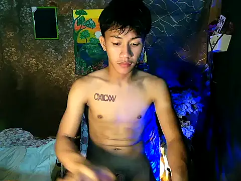 naughtyboyloy 0 online show from 09-14-25, 04:28