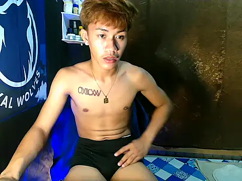 naughtyboyloy 0 online show from 10-14-25, 05:25