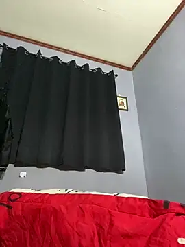 naughtyboyloy 0 online show from 04-19-26, 03:44