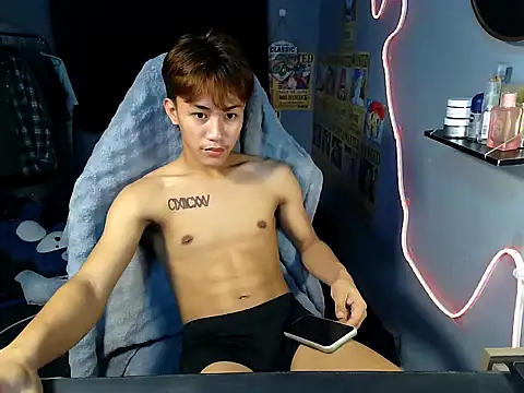 Snapshot of naughtyboyloy_0 chatting on 07-15-26, 08:30 naughtyboyloy 0 online show from 07-15-26, 08:30