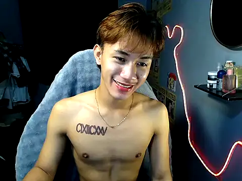 Snapshot of naughtyboyloy_0 chatting on 07-21-26, 05:59 naughtyboyloy 0 online show from 07-21-26, 05:59
