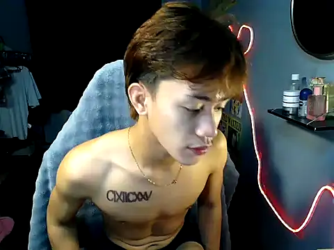 Snapshot of naughtyboyloy_0 chatting on 07-22-26, 09:50 naughtyboyloy 0 online show from 07-22-26, 09:50