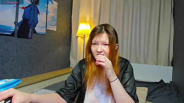 Nora lovvvv online show from 11-20-25, 10:15