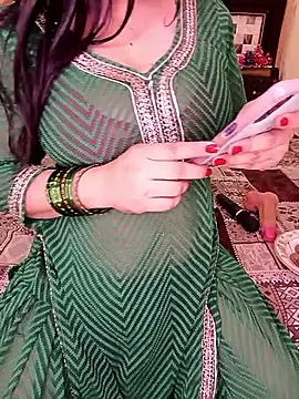 PRIYA 22 online show from 05-27-26, 09:50