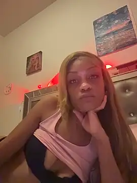 Snapshot of Angelbunnyy chatting on 03-07-26, 07:27 Angelbunnyy online show from 03-07-26, 07:27