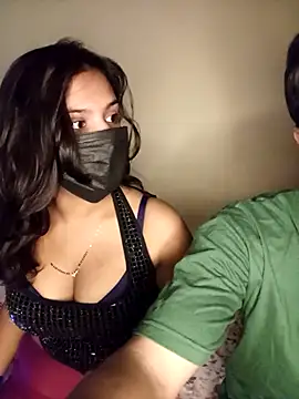 Snapshot of ALEXA_1100 chatting on 10-05-25, 04:16 ALEXA 1100 online show from 10-05-25, 04:16