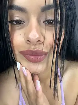 Melissa coch online show from 04-16-26, 04:08