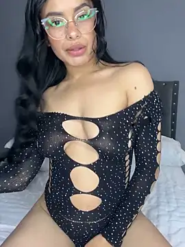 Melissa coch online show from 04-17-26, 04:21