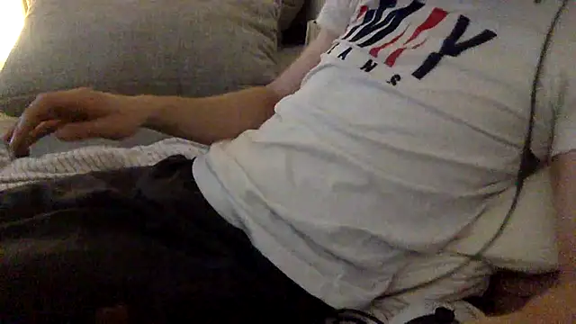 Breezydicksn online show from 11-04-25, 05:56