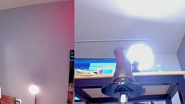 Laraebony  online show from 04-21-26, 11:16