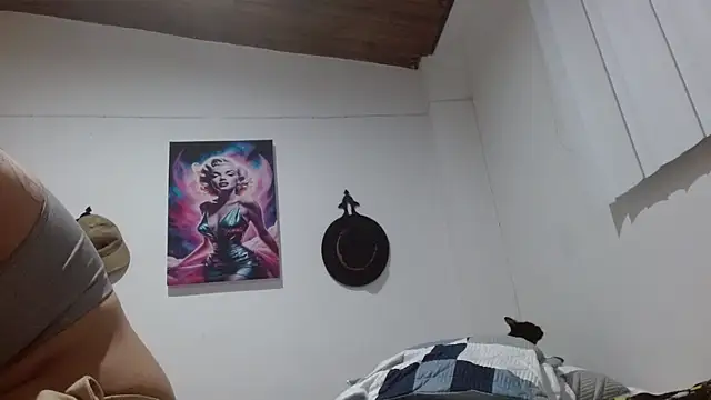 Crystal Star  online show from 03-18-26, 07:33