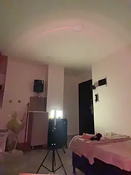 Enyagleam  online show from 12-23-25, 02:53