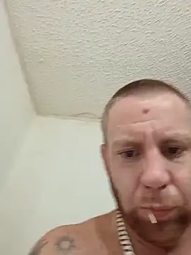 Clarkodile95 online show from 06-26-26, 07:18