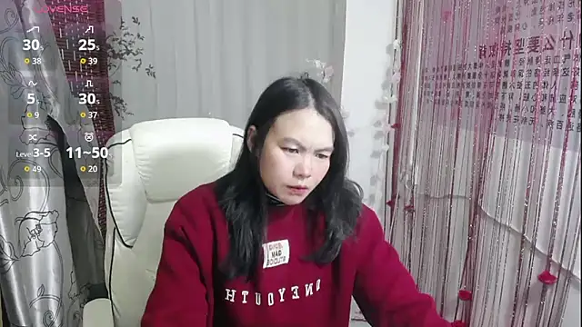 Snapshot of KateCondon chatting on 12-04-25, 12:36 KateCondon online show from 12-04-25, 12:36