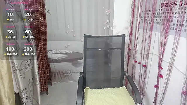 Snapshot of KateCondon chatting on 12-15-25, 11:14 KateCondon online show from 12-15-25, 11:14