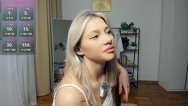 Snapshot of FaaBinaa chatting on 12-01-25, 07:24 FaaBinaa online show from 12-01-25, 07:24