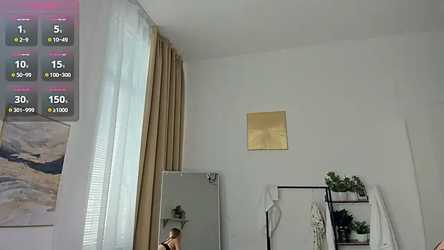 Snapshot of FaaBinaa chatting on 05-12-26, 08:33 FaaBinaa online show from 05-12-26, 08:33
