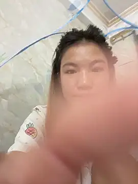 Snapshot of QueenLink chatting on 09-09-25, 09:31 QueenLink online show from 09-09-25, 09:31