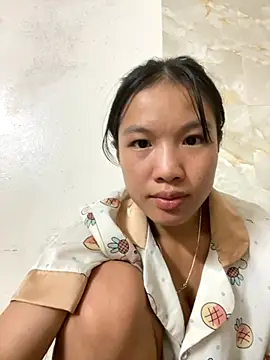 Snapshot of QueenLink chatting on 09-26-25, 05:39 QueenLink online show from 09-26-25, 05:39