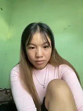 Snapshot of QueenLink chatting on 10-02-25, 09:49 QueenLink online show from 10-02-25, 09:49