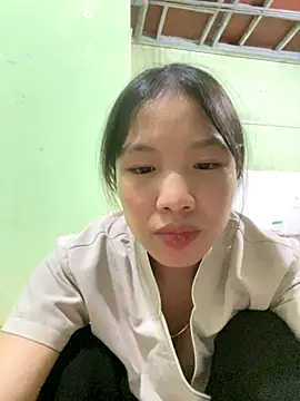 Snapshot of QueenLink chatting on 10-14-25, 04:08 QueenLink online show from 10-14-25, 04:08