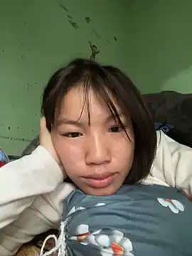 QueenLink online show from 11-27-25, 01:29