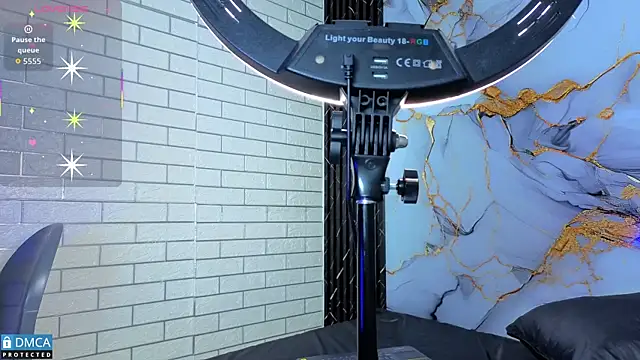 nena cupcake  online show from 01-07-26, 11:01