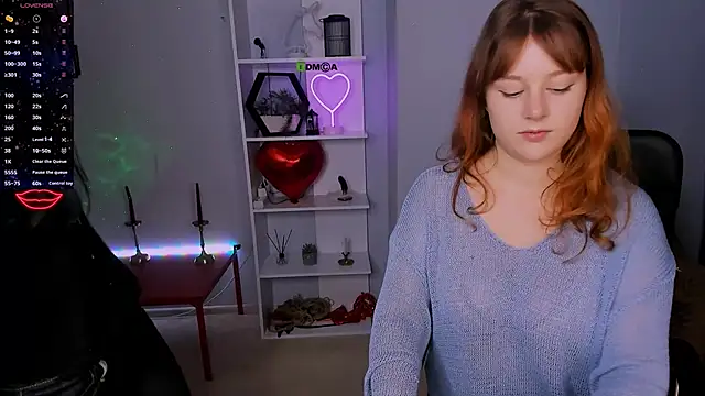 lola sun12 online show from 11-17-25, 10:15