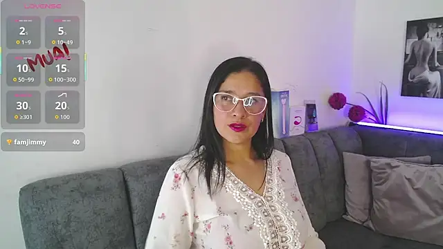 Snapshot of Alana_steel_1 chatting on 03-13-26, 07:53 Alana steel 1 online show from 03-13-26, 07:53