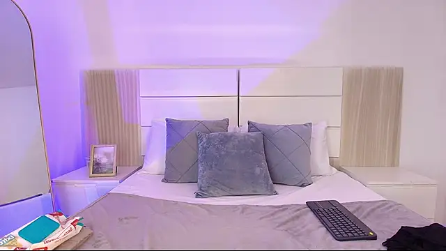 alehia cute online show from 02-04-26, 08:58