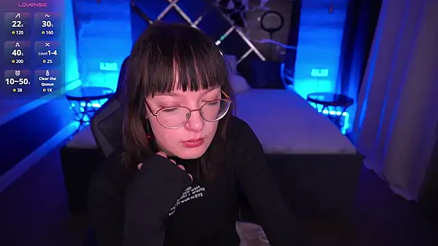 Snapshot of Pixie_Peachh chatting on 10-24-25, 08:16 Pixie Peachh online show from 10-24-25, 08:16