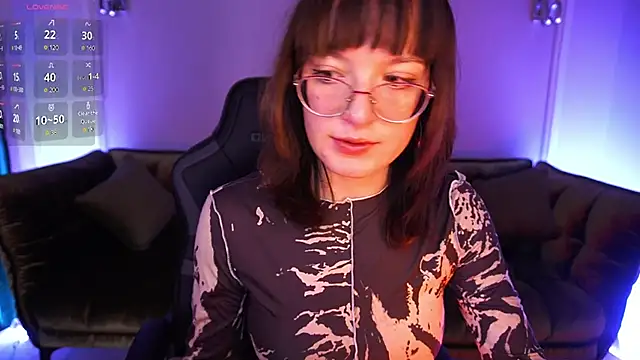 Snapshot of Pixie_Peachh chatting on 11-14-25, 07:40 Pixie Peachh online show from 11-14-25, 07:40