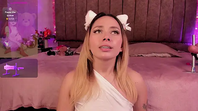 LanaMills  online show from 07-09-26, 04:49