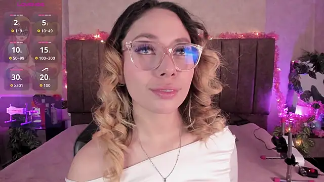 LanaMills  online show from 07-24-26, 04:10
