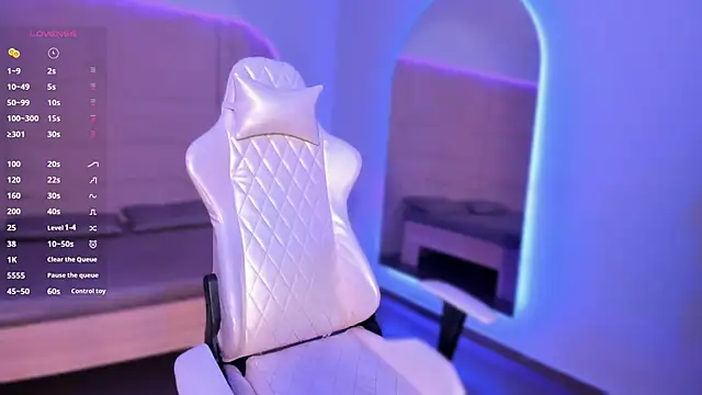 HannahMontgomery online show from 01-14-26, 05:18