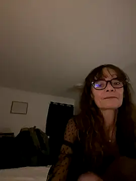 Chris06d22xh online show from 10-18-25, 07:36