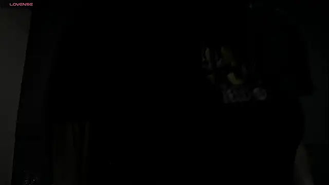 Snapshot of CharlotteCottin chatting on 05-25-26, 11:27 CharlotteCottin online show from 05-25-26, 11:27