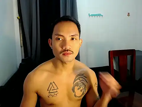 Snapshot of Thefriskyasian chatting on 02-05-26, 11:59 Thefriskyasian online show from 02-05-26, 11:59